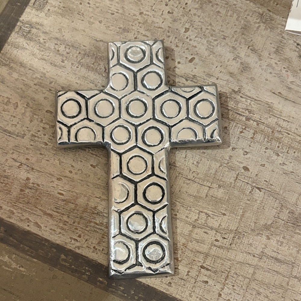 Silver Geometric Cross Decor